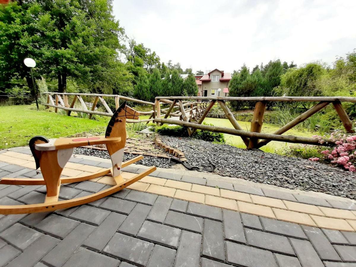 Gospodarstwo Agroturystyczne Pod Lasem Maria Plazio Narol Esterno foto